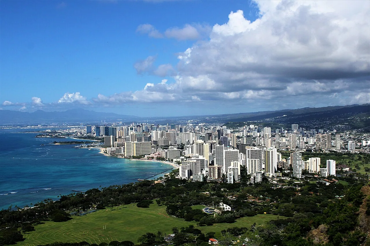 Downtown Honolulu and the Waikiki coastline seen from above